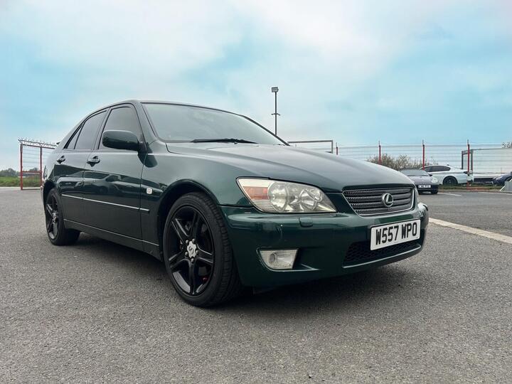Lexus IS 2.0 200 SE 4dr
