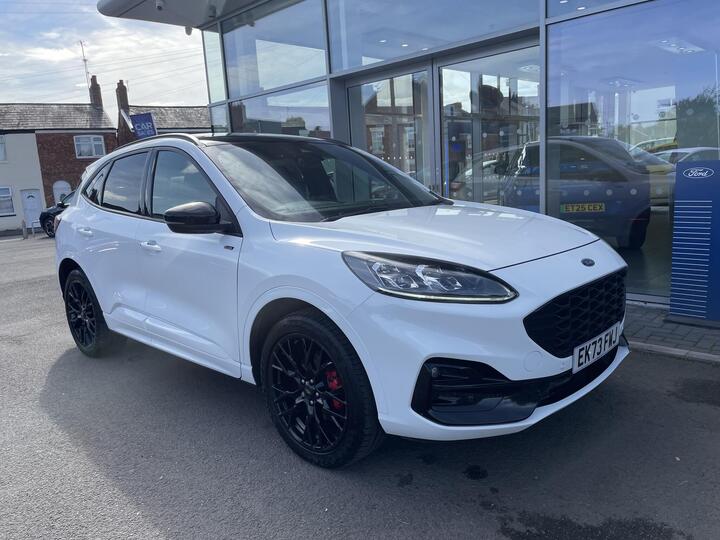 Ford Kuga 2.5 Duratec 14.4kWh Black Package Edition CVT Euro 6 (s/s) 5dr