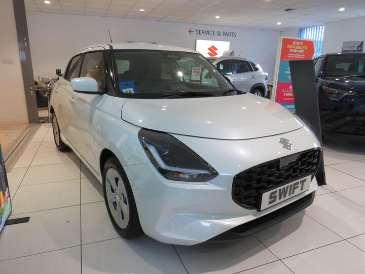 Suzuki Swift 1.2 MHEV Motion Euro 6 (s/s) 5dr