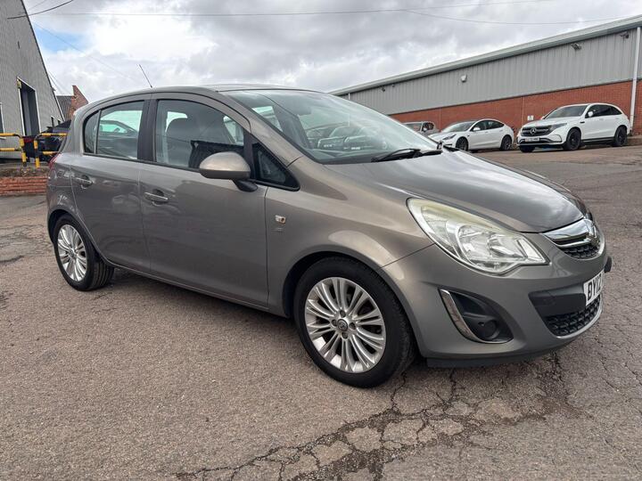 Vauxhall Corsa 1.4 16V SE Euro 5 5dr