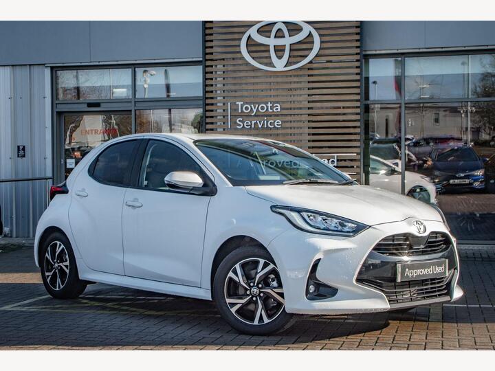 Toyota Yaris 1.5 VVT-h Design E-CVT Euro 6 (s/s) 5dr
