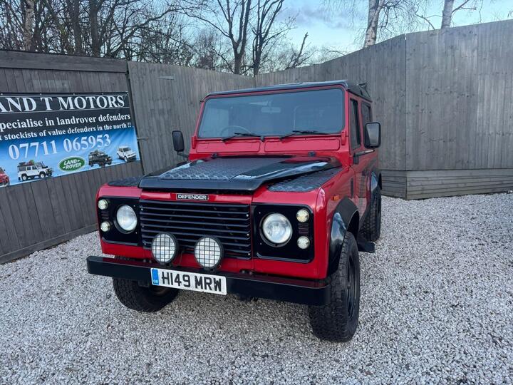 Land Rover Defender 90 2.5 TDi County Station Wagon 3dr Diesel Manual (111 Bhp)