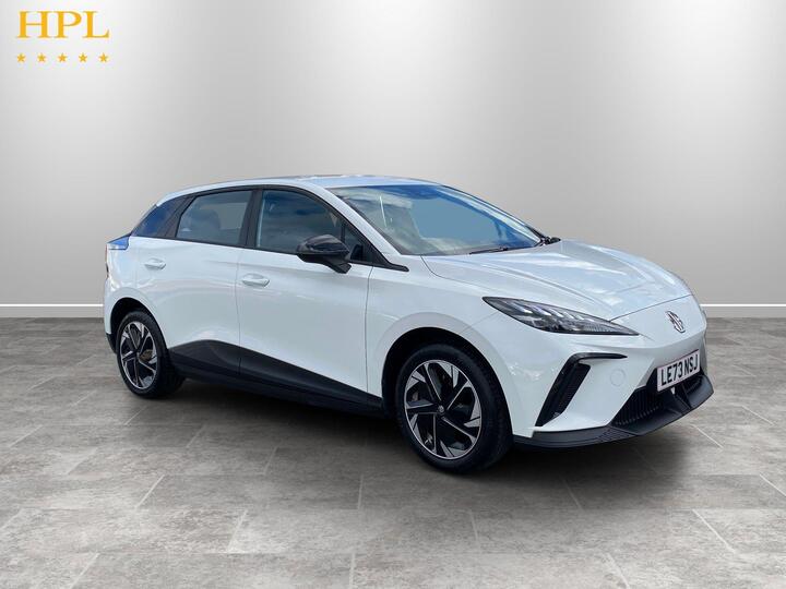 MG MG4 64kWh SE Long Range Auto 5dr