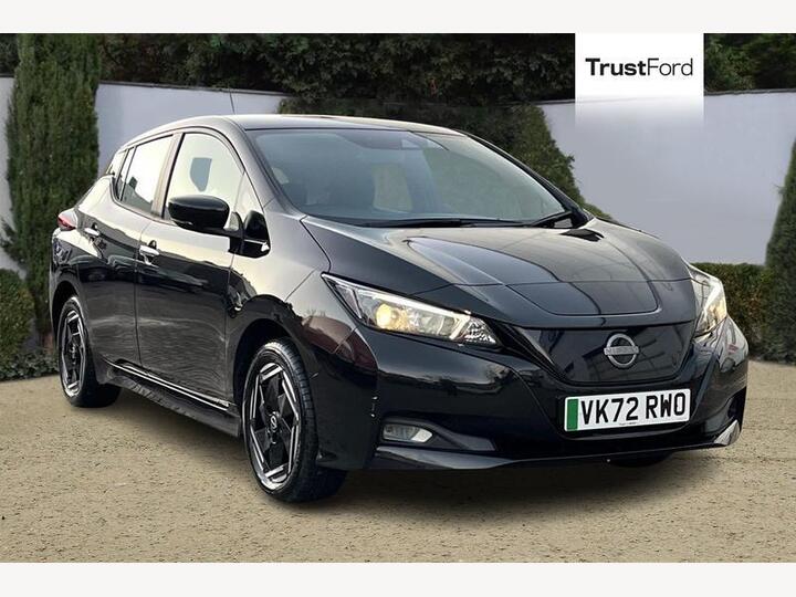 Nissan LEAF 39kWh Acenta Auto 5dr