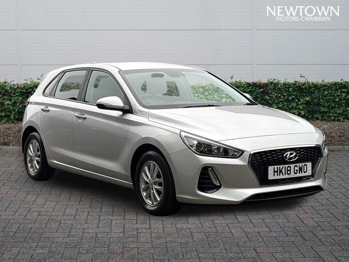 Hyundai I30 1.0 T-GDi Blue Drive S Euro 6 (s/s) 5dr Hyundai I30 1.0 T-GDi Blue Drive S Euro 6 (s/s) 5dr