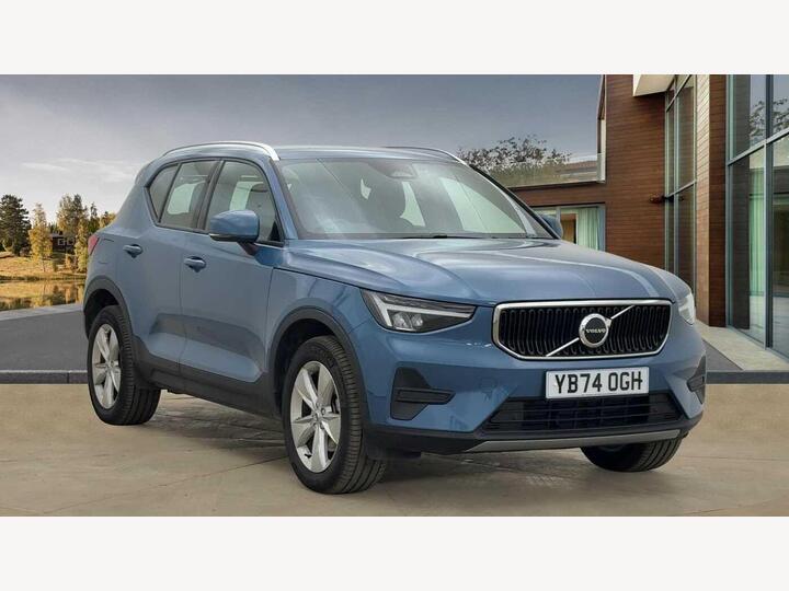 Volvo XC40 2.0 B3 MHEV Core DCT Auto Euro 6 (s/s) 5dr