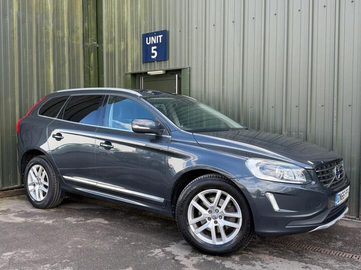 Volvo XC60 2.4 D5 SE Lux Nav Auto AWD Euro 6 (s/s) 5dr