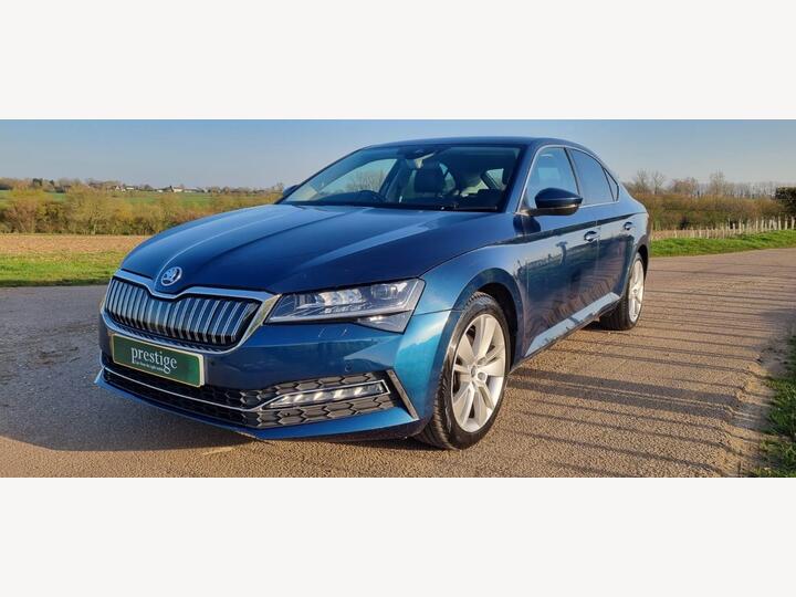 Skoda Superb 1.4 TSI IV 13kWh SE L DSG Euro 6 (s/s) 5dr Skoda Superb 1.4 TSI IV 13kWh SE L DSG Euro 6 (s/s) 5dr
