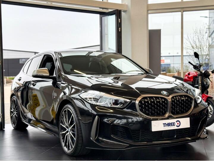 BMW 1 Series 2.0 M135i Auto XDrive Euro 6 (s/s) 5dr BMW 1 Series 2.0 M135i Auto XDrive Euro 6 (s/s) 5dr