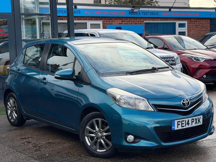 Toyota Yaris 1.33 Dual VVT-i Icon Plus Euro 5 5dr