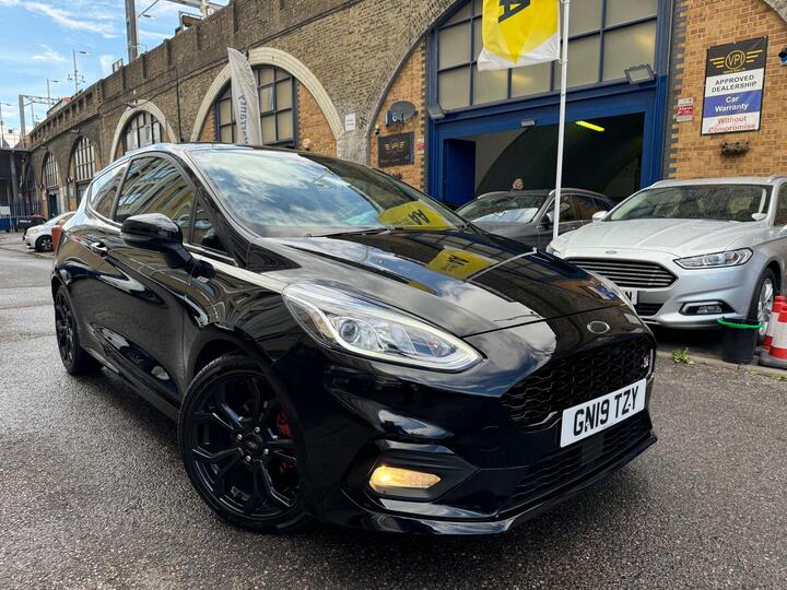 Ford Fiesta 1.0T EcoBoost ST-Line Euro 6 (s/s) 3dr