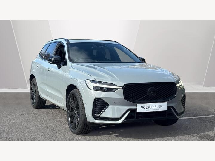 Volvo XC60 2.0 B5 MHEV Plus Black Edition Auto AWD Euro 6 (s/s) 5dr