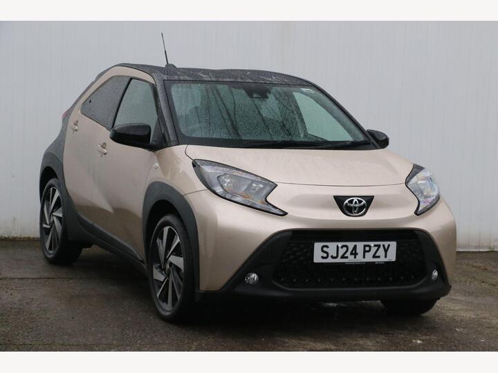 Toyota Aygo X 1.0 VVT-i Edge X-shift Euro 6 (s/s) 5dr Toyota Aygo X 1.0 VVT-i Edge X-shift Euro 6 (s/s) 5dr
