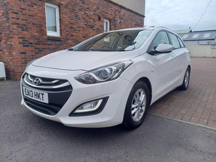Hyundai I30 1.6 CRDi Blue Drive Active Tourer Euro 5 (s/s) 5dr