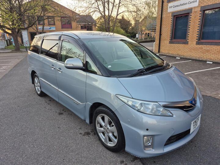 Toyota Estima 2.4 Hybrid AWD Disabled Seat Installed