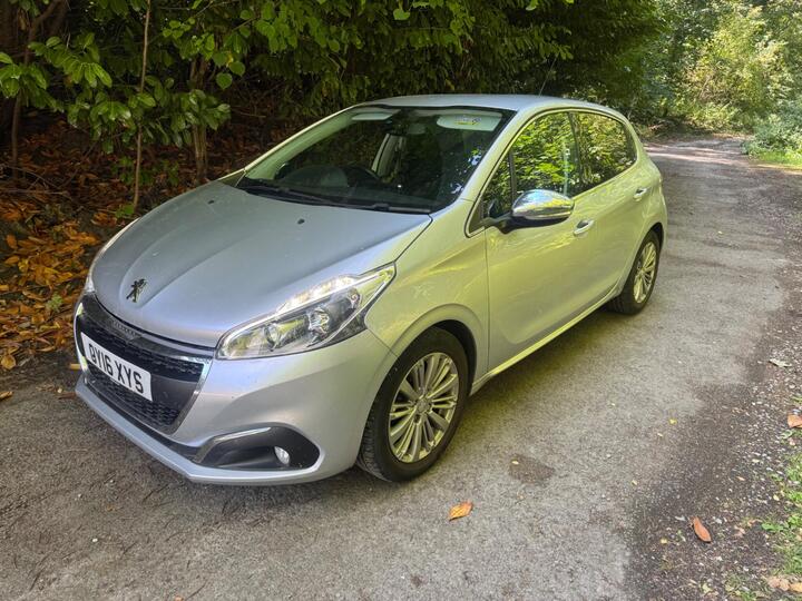 Peugeot 208 1.2 PureTech Allure EAT Euro 6 (s/s) 5dr