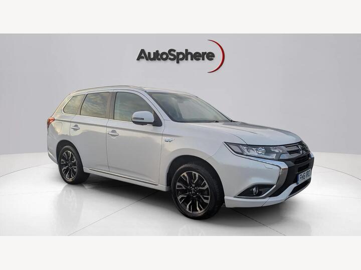Mitsubishi Outlander 2.0h 12kWh GX4h CVT 4WD Euro 6 (s/s) 5dr Mitsubishi Outlander 2.0h 12kWh GX4h CVT 4WD Euro 6 (s/s) 5dr
