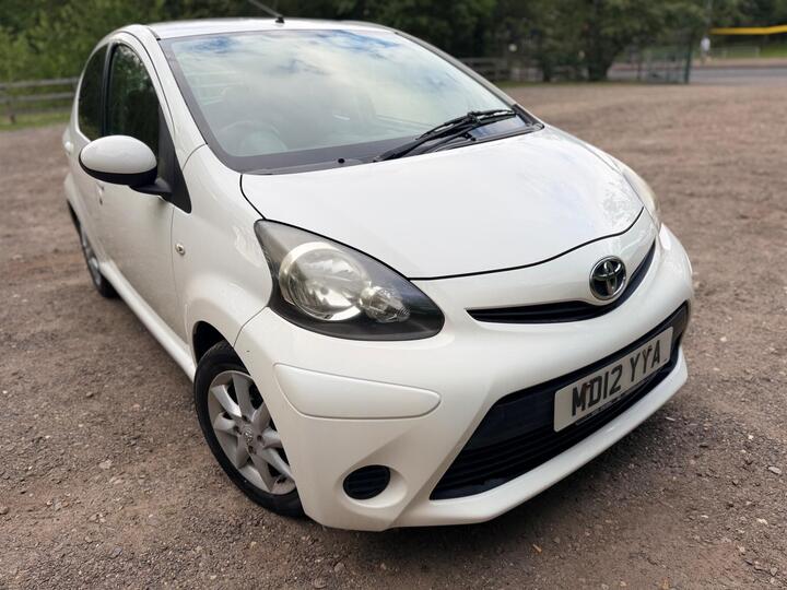 Toyota AYGO 1.0 VVT-i Ice Euro 5 5dr