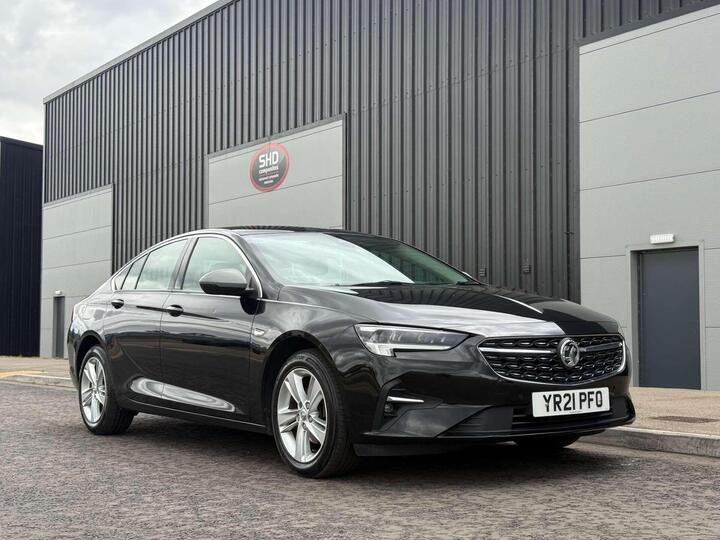 Vauxhall INSIGNIA 1.5 Turbo D SRi Nav Grand Sport Euro 6 (s/s) 5dr Vauxhall INSIGNIA 1.5 Turbo D SRi Nav Grand Sport Euro 6 (s/s) 5dr