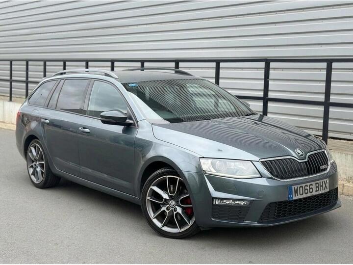 Skoda Octavia 2.0 TDI VRS DSG Euro 6 (s/s) 5dr (SNav)