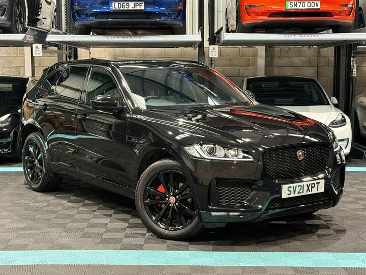 Jaguar F-PACE 2.0 D180 Chequered Flag Auto AWD Euro 6 (s/s) 5dr