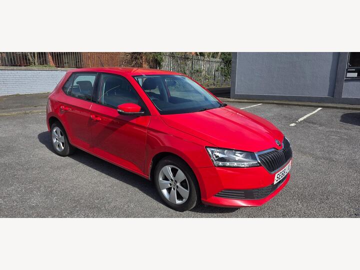 Skoda Fabia 1.0 S Euro 6 (s/s) 5dr Skoda Fabia 1.0 S Euro 6 (s/s) 5dr
