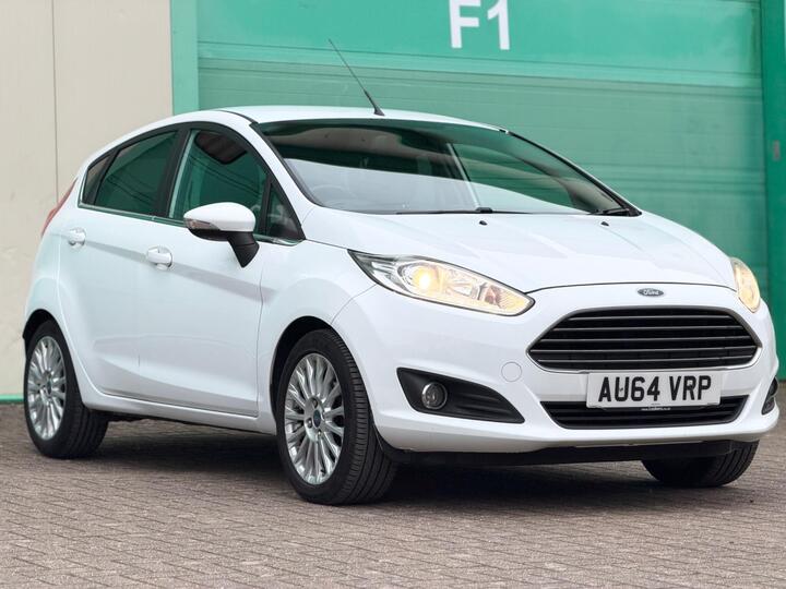 Ford Fiesta 1.6 Titanium Powershift Euro 5 5dr