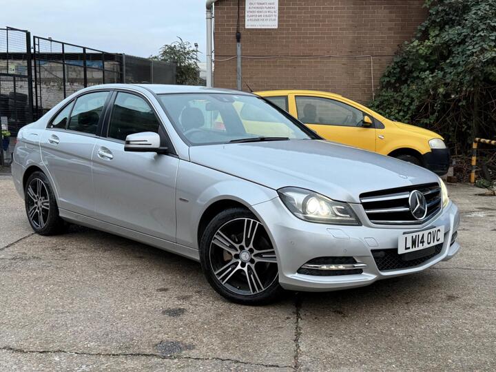Mercedes-Benz C Class 1.6 C180 BlueEfficiency AMG Sport Saloon 4dr Petrol G-Tronic+ Euro 5 (s/s) (156 Ps)