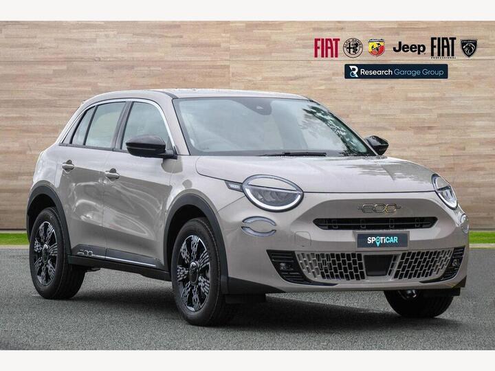 Fiat 600 1.2 MHEV E-DCT Euro 6 (s/s) 5dr