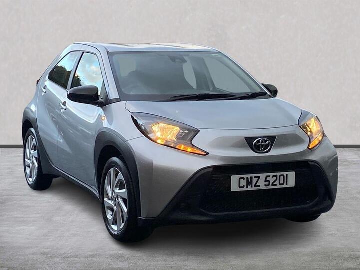 Toyota AYGO X 1.0 VVT-i Pure Euro 6 (s/s) 5dr Toyota AYGO X 1.0 VVT-i Pure Euro 6 (s/s) 5dr