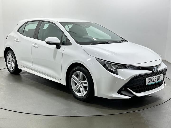 Toyota Corolla 1.8 VVT-h Icon Tech CVT Euro 6 (s/s) 5dr Toyota Corolla 1.8 VVT-h Icon Tech CVT Euro 6 (s/s) 5dr