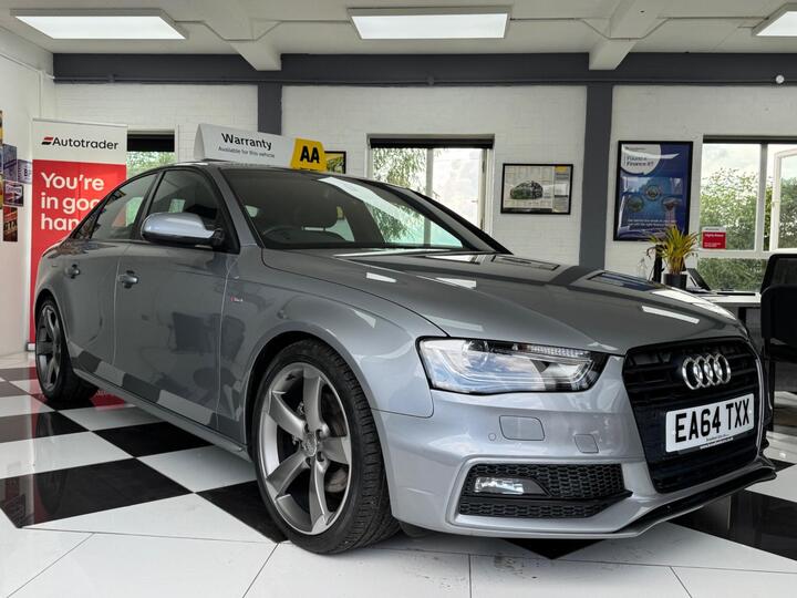 Audi A4 2.0 TDI Black Edition Multitronic Euro 5 (s/s) 4dr
