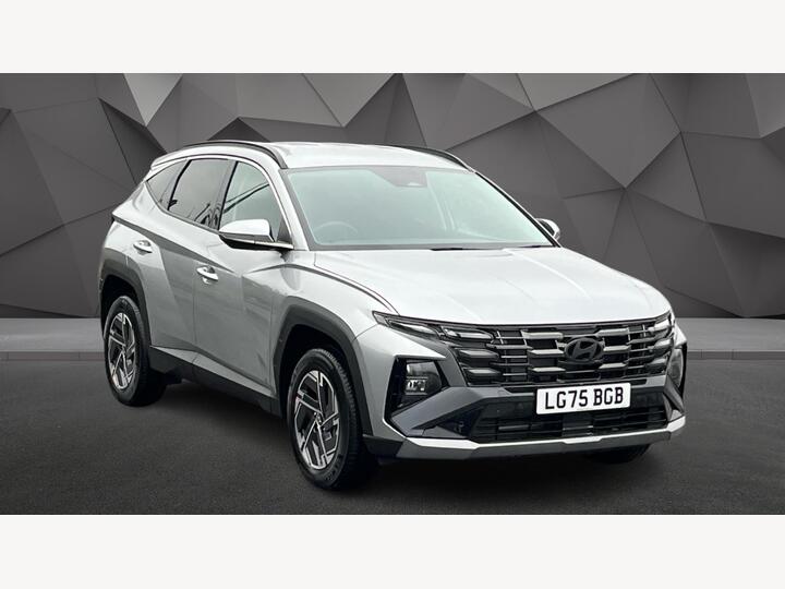 Hyundai TUCSON 1.6 T-GDi Advance Auto Euro 6 (s/s) 5dr Hyundai TUCSON 1.6 T-GDi Advance Auto Euro 6 (s/s) 5dr
