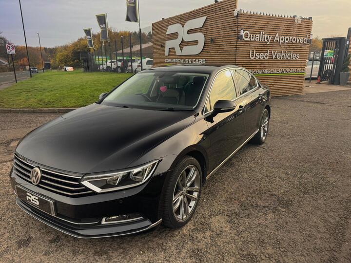 Volkswagen Passat 2.0 TDI BlueMotion Tech GT Euro 6 (s/s) 4dr Volkswagen Passat 2.0 TDI BlueMotion Tech GT Euro 6 (s/s) 4dr