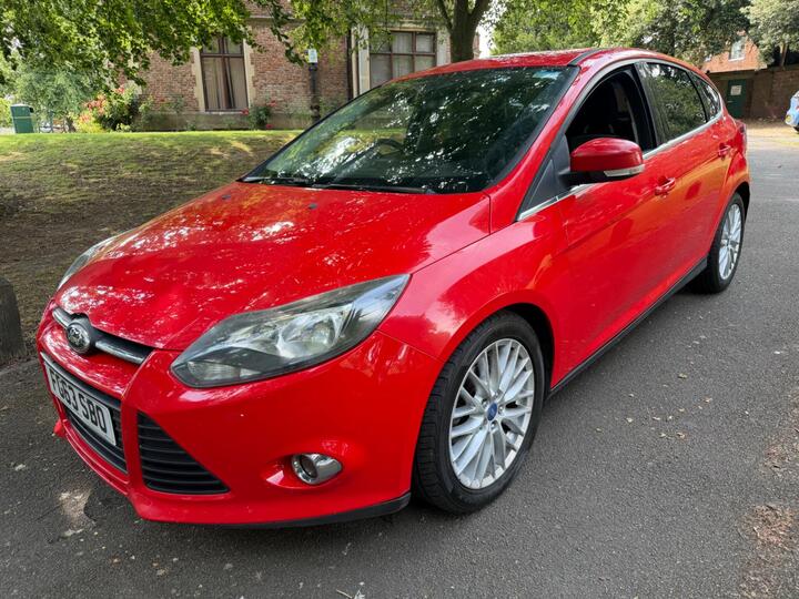 Ford Focus 1.6 TDCi Zetec Euro 5 (s/s) 5dr