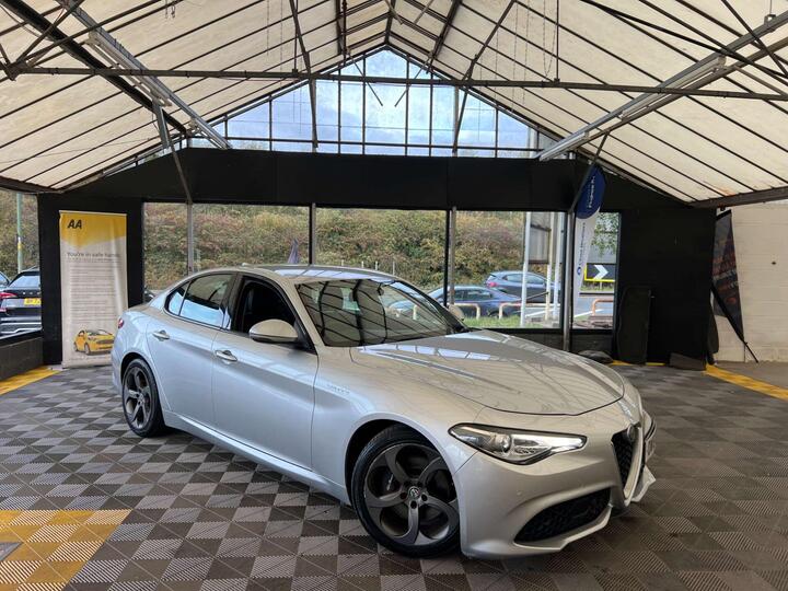 Alfa Romeo GIULIA 2.0T Veloce Auto Euro 6 (s/s) 4dr