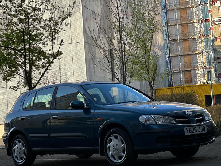 Nissan Almera 1.8 SE 5dr Nissan Almera 1.8 SE 5dr