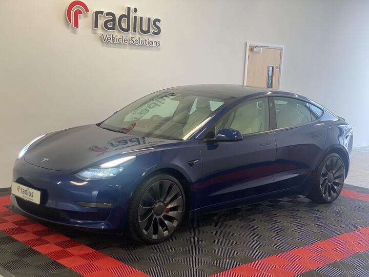 Tesla Model 3 (Dual Motor) Performance Auto 4WDE 4dr (Performance Upgrade)