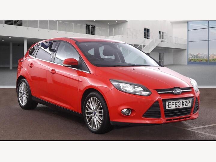 Ford Focus 1.0T EcoBoost Zetec Euro 5 (s/s) 5dr