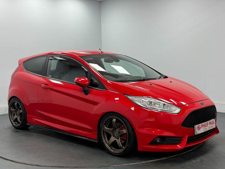 Ford Fiesta 1.6T EcoBoost ST-3 Euro 5 (s/s) 3dr