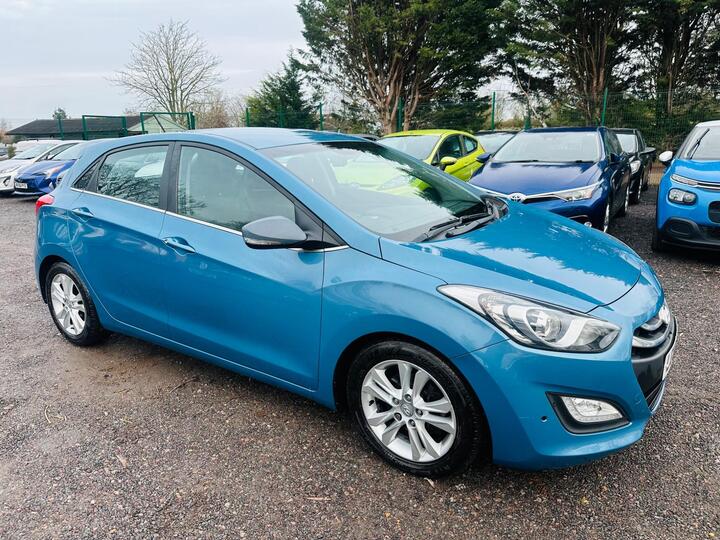 Hyundai I30 1.6 CRDi Blue Drive Style Euro 5 (s/s) 5dr