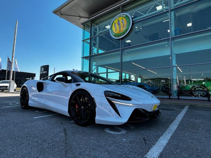 McLaren ARTURA 3.0T V6 7.4kWh Performance SSG Euro 6 (s/s) 2dr