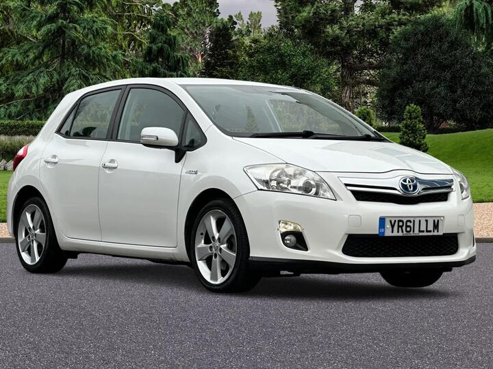 Toyota Auris 1.8 VVT-h T Spirit CVT Euro 5 (s/s) 5dr