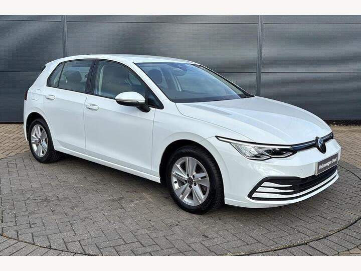 Volkswagen Golf 1.5 ETSI MHEV Life DSG Euro 6 (s/s) 5dr