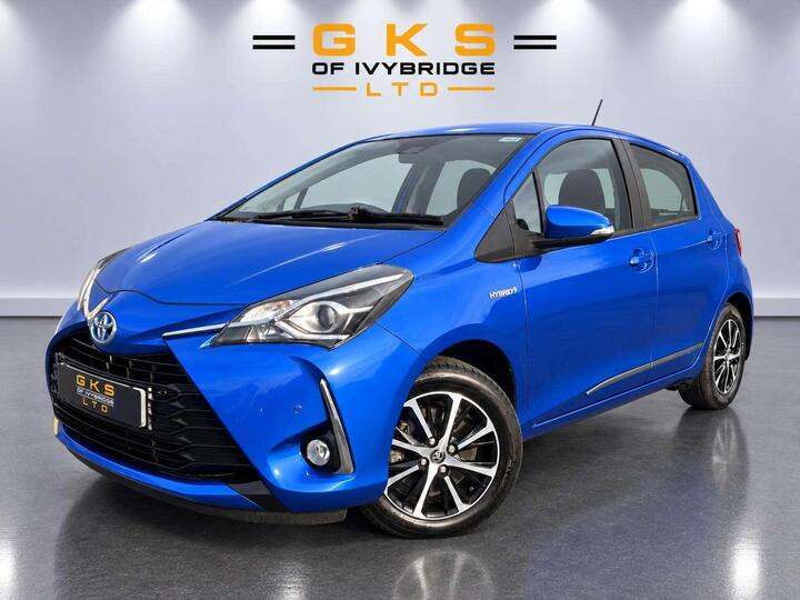Toyota Yaris 1.5 VVT-h Icon Tech E-CVT Euro 6 (s/s) 5dr