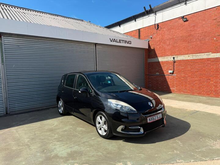Renault Scenic 1.5 DCi Dynamique TomTom Euro 5 (s/s) 5dr