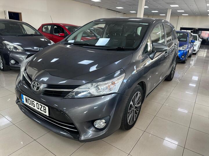 Toyota Verso 1.8 V-Matic Design Multidrive S Euro 6 5dr (7 Seat) Toyota Verso 1.8 V-Matic Design Multidrive S Euro 6 5dr (7 Seat)