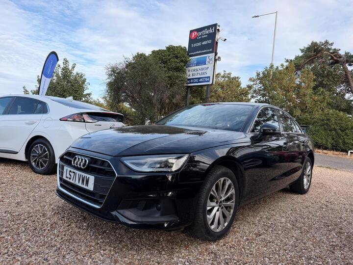 Audi A4 2.0 TDI 30 Technik S Tronic Euro 6 (s/s) 4dr