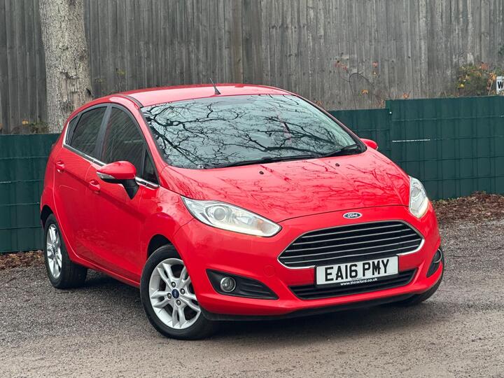 Ford Fiesta 1.0T EcoBoost Zetec Euro 6 (s/s) 5dr Ford Fiesta 1.0T EcoBoost Zetec Euro 6 (s/s) 5dr