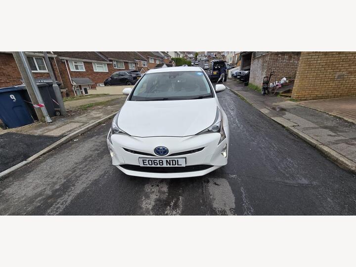 Toyota Prius 1.8 VVT-h Business Edition CVT Euro 6 (s/s) 5dr